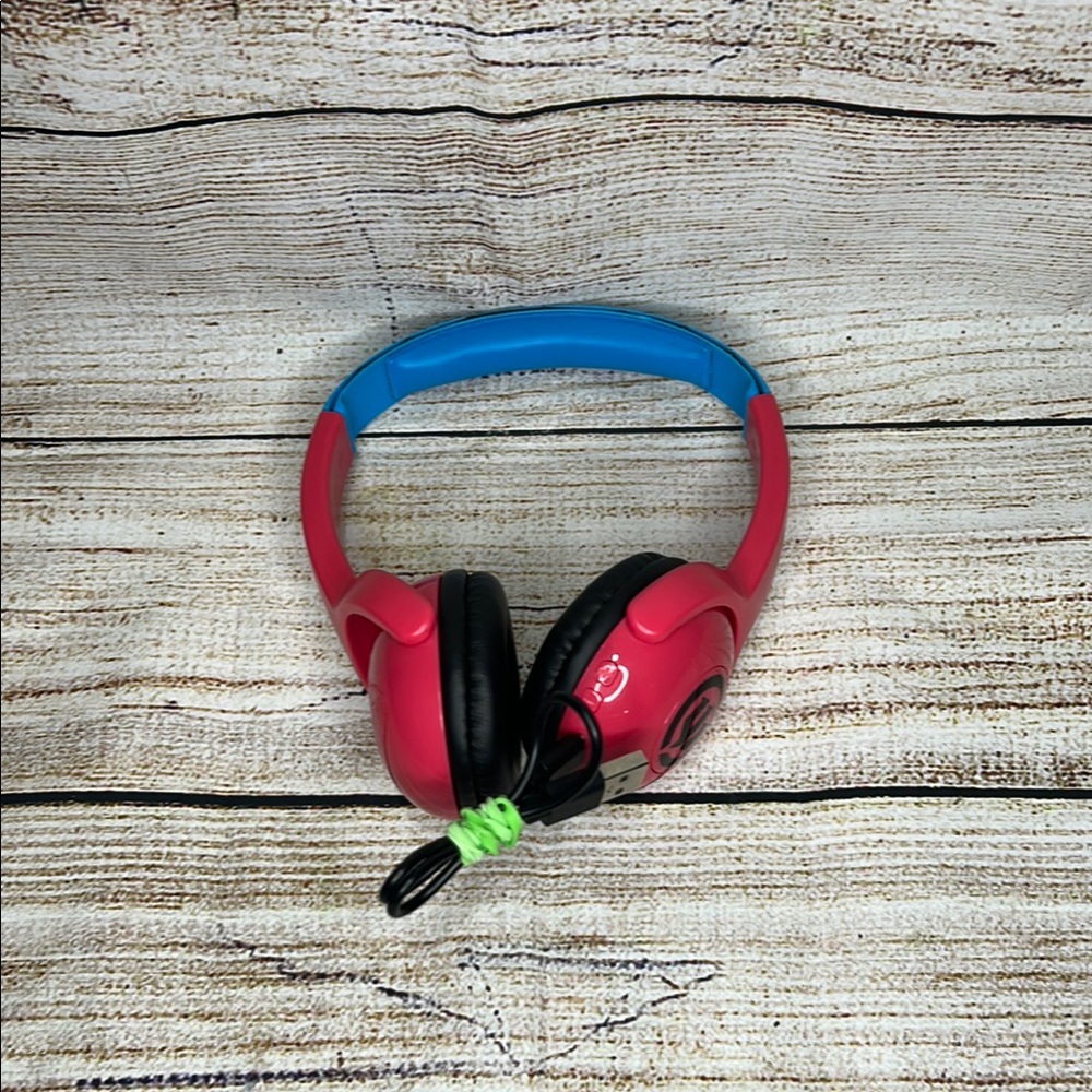 Wicked  childrens bluetooth Pink and Blue Over-Ear Headphones bin J